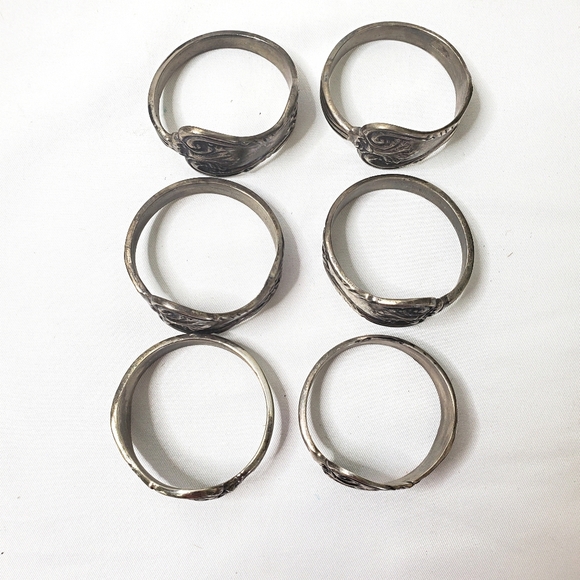 Spoon Handle Silver Set Of 6 Napkin Rings - Picture 8 of 10